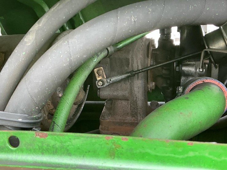 2000-john-deere-6410-image-17