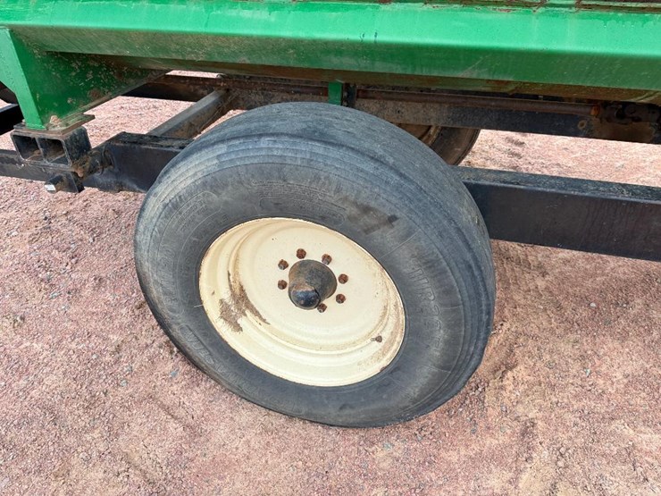 john-deere-127-image-18