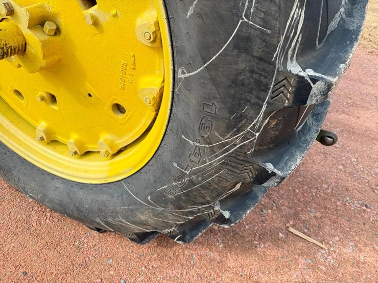 john-deere-4020-image-9