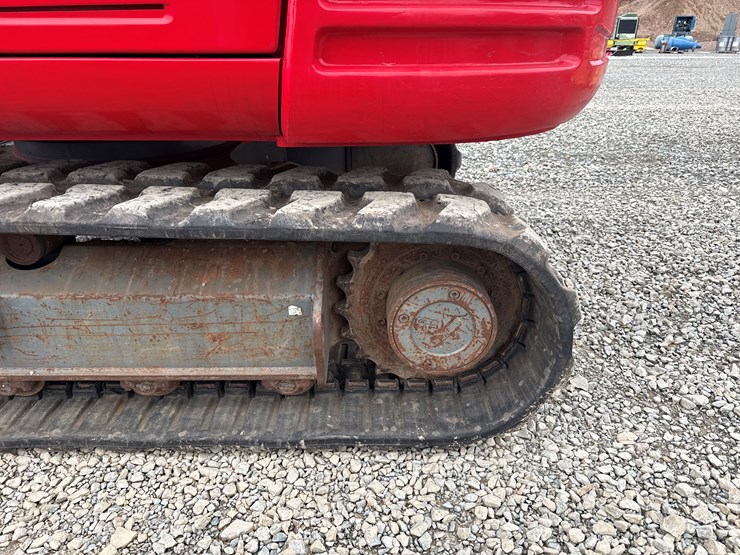 takeuchi-tb285-image-86