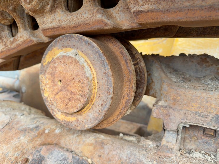 2014-deere-750k-lgp-image-23