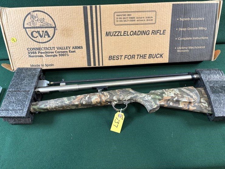 nib-cva-hunter-bolt-magnum-45cal-muzzleloader-image-2