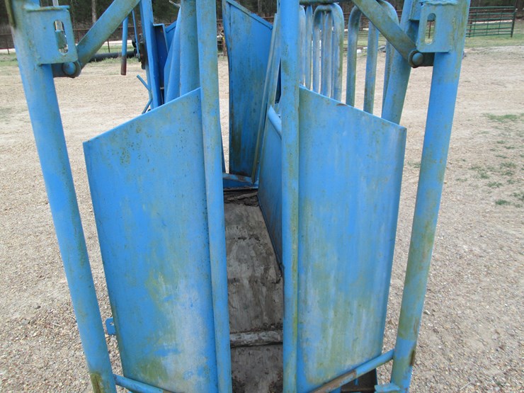 #37304-•-squeeze-chute-9746-image-7