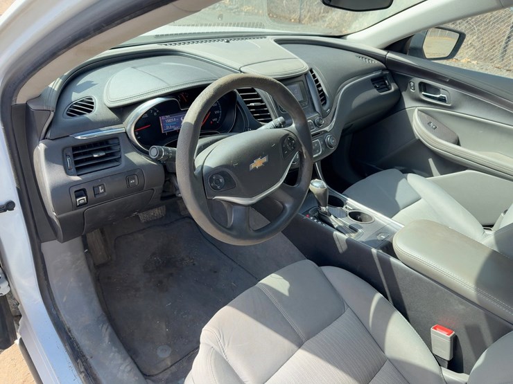 2015-chevrolet-impala-ls-automobile-image-16