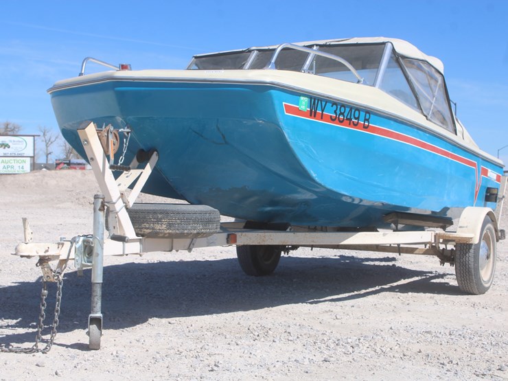 #3047-•-vanco-16ft-ski-boat-image-2