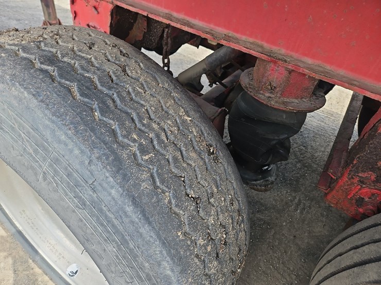 2001-j&j-aluminum-28'-tri/a-dump-trailer-image-10