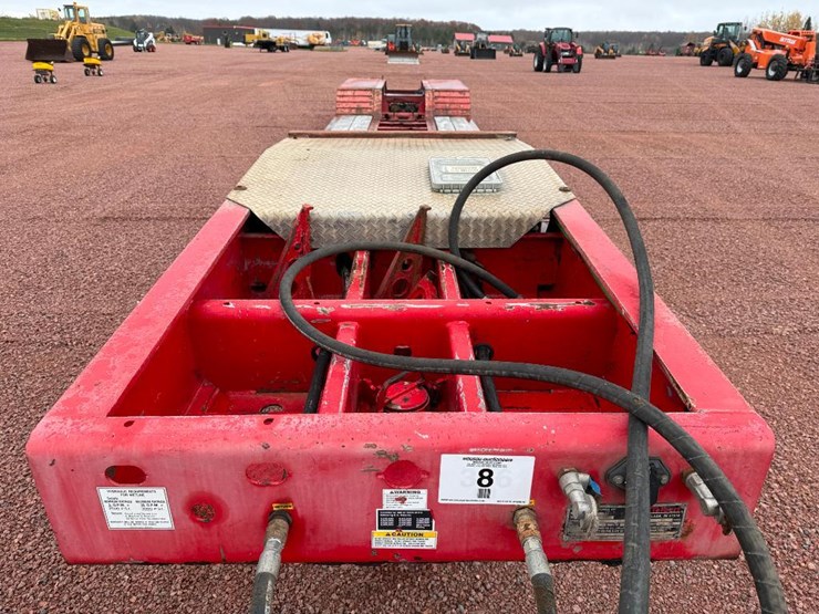 #8-•-lot-8-image-28