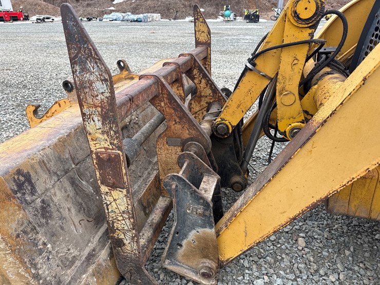 2001-deere-310sg-image-18