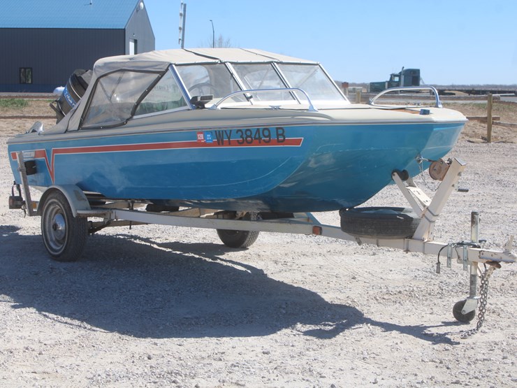 #3047-•-vanco-16ft-ski-boat-image-4
