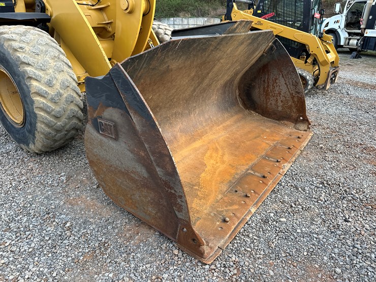 2016-caterpillar-938m-image-15