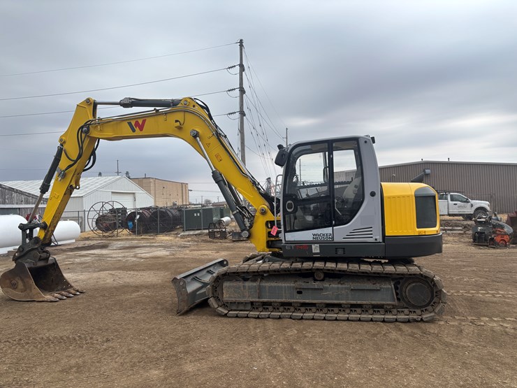 2018-wacker-neuson-et145-image-2
