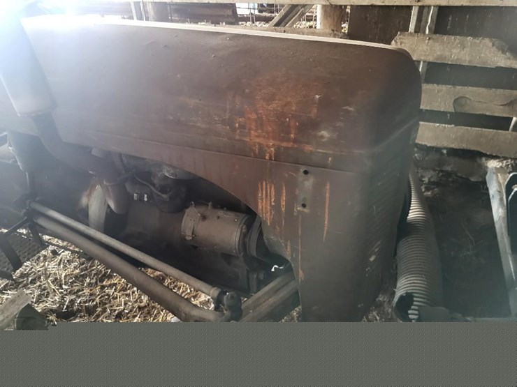 ferguson-to20-image-40