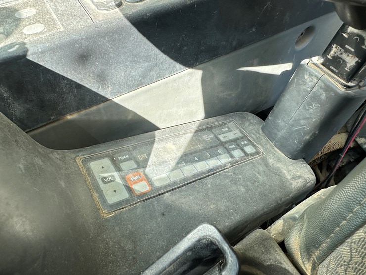 2011-caterpillar-336dl-image-56