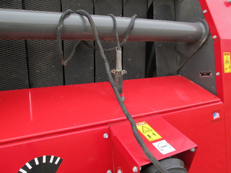 massey-ferguson-1745-image-17