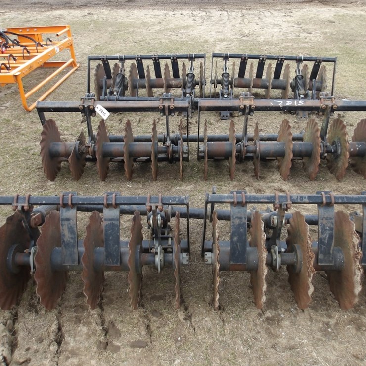 #7815 • (3)Great Plains Disc-o-vator parts