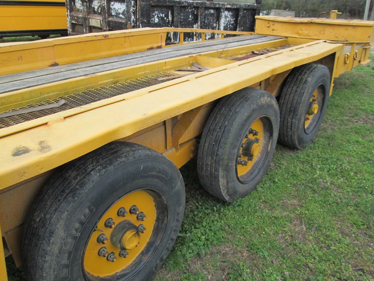 #37296-•-roland-20'-tri/a-steel-equipment-trailer-image-8