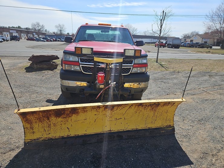 2005-chevrolet-2500hd-image-8