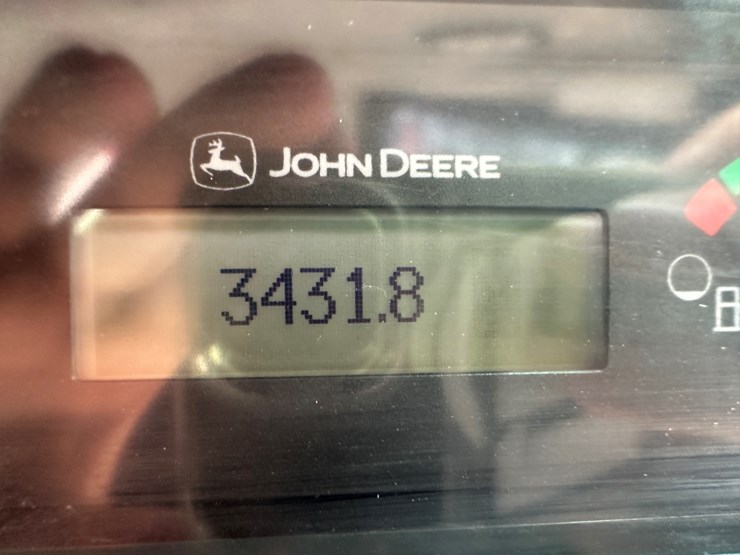 2017-deere-333g-image-31