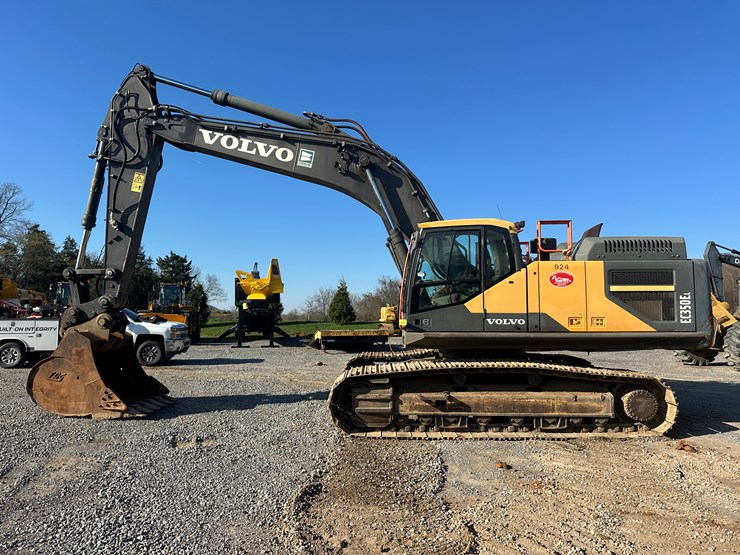 2017-volvo-ec350el-image-2