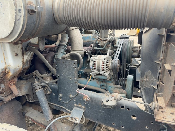 1987-international-s1954-image-10