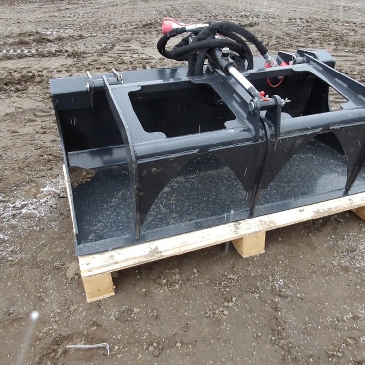 #7386 • 44" Mini Skid Steer Grapple Bucket