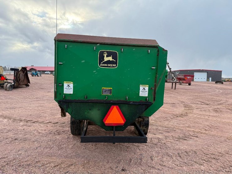 john-deere-127-image-5