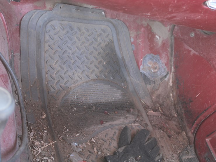 #3022-•-1980-chevy-silverado-3/4-ton-truck-with-flatbed-image-29