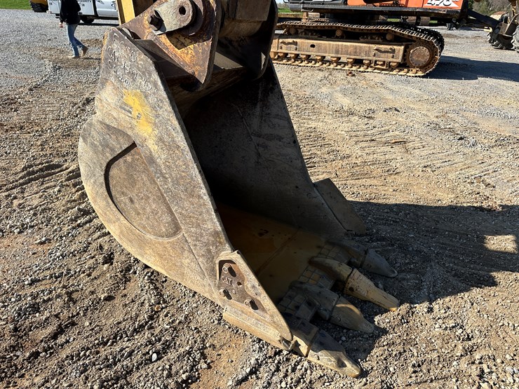 2011-caterpillar-336dl-image-29