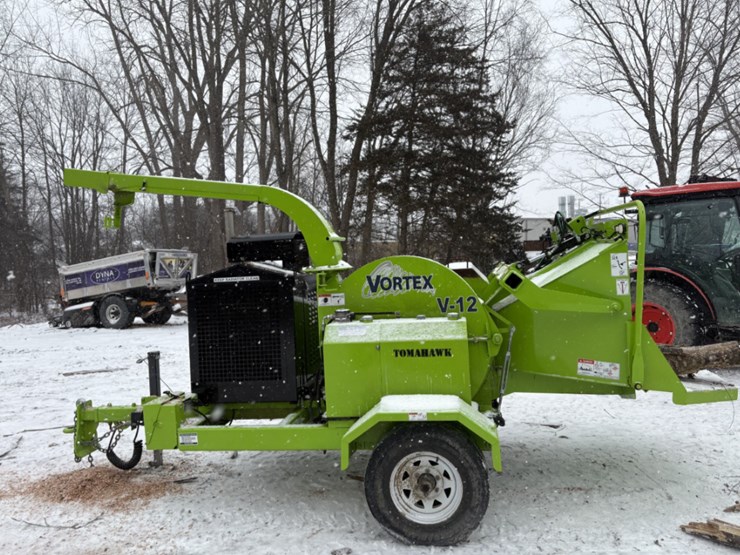 #150-•-vortex-tomahawk-v12-chipper-image-1