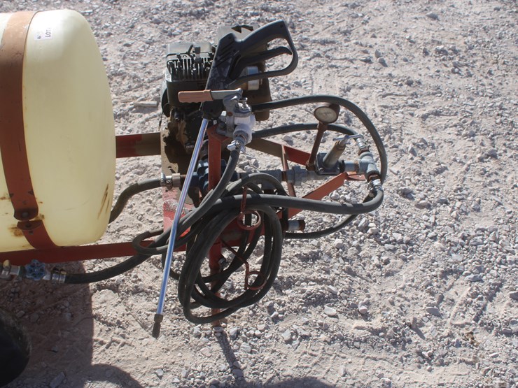 #3093-•-55-gallon-pull-type-sprayer-with-gas-motor-image-4