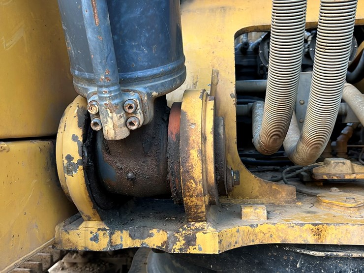 deere-470g-lc-image-26