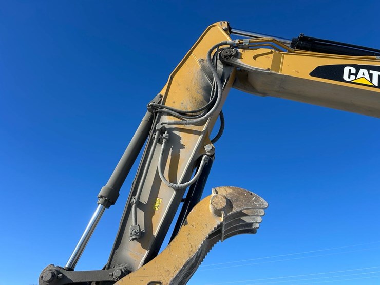 2018-caterpillar-336f-image-12