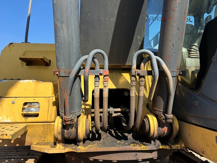 2009-deere-350d-lc-image-32