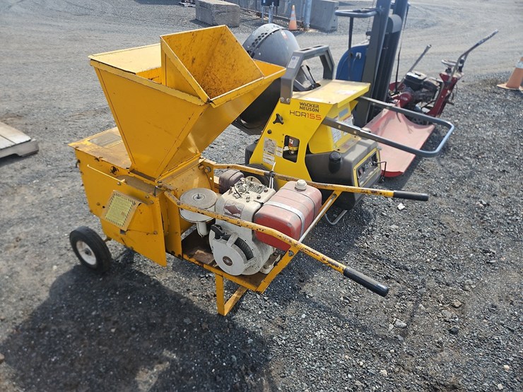 international-shredder/chipper-image-4