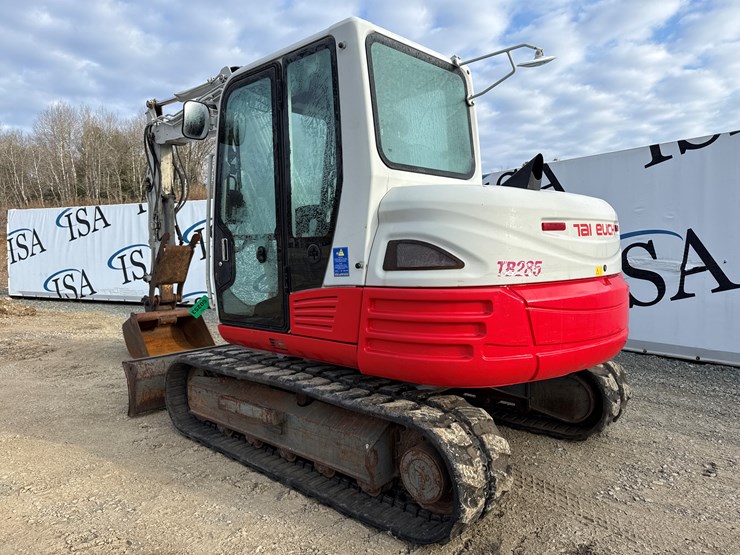 takeuchi-tb285-image-3