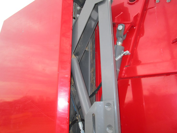 massey-ferguson-1745-image-28