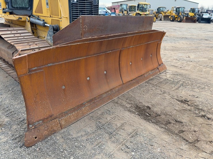 2014-deere-750k-lgp-image-8