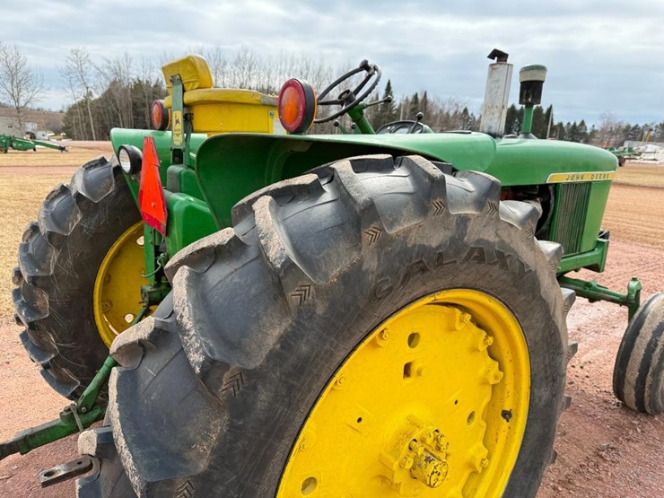 john-deere-4020-image-11