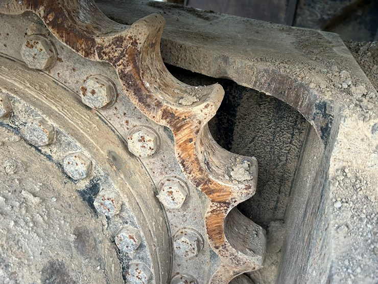 deere-470g-lc-image-86