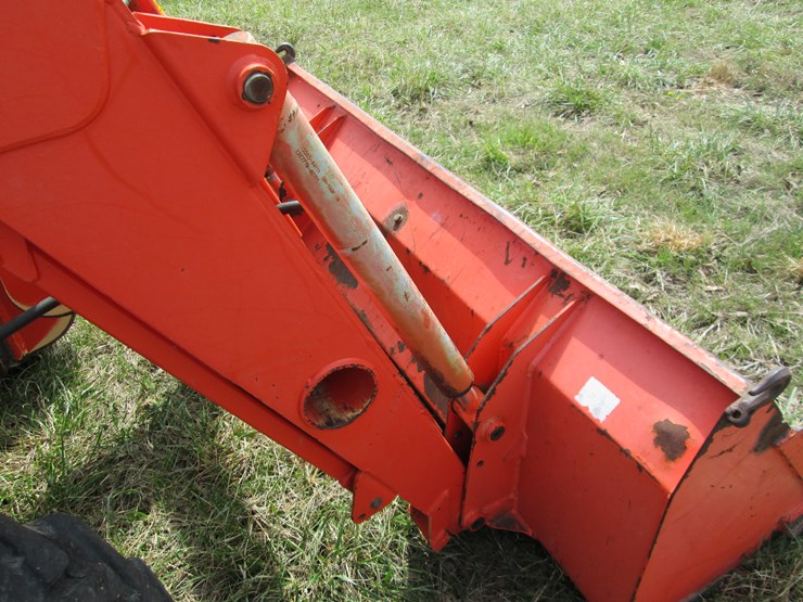 kubota-m6800-image-25