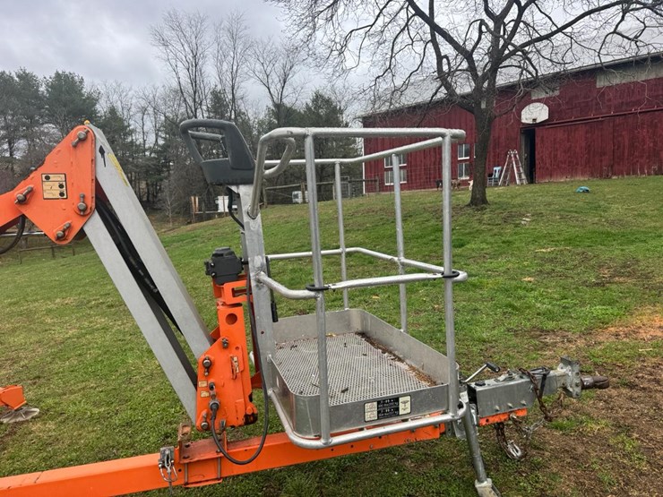 2016-jlg-t500j-image-37