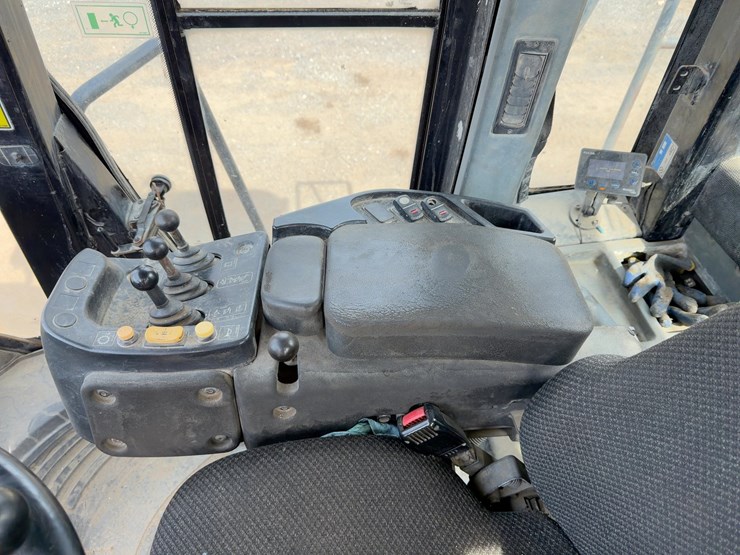 2010-caterpillar-966h-image-27