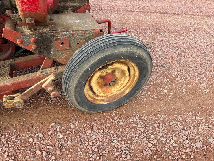 new-holland-36-image-6