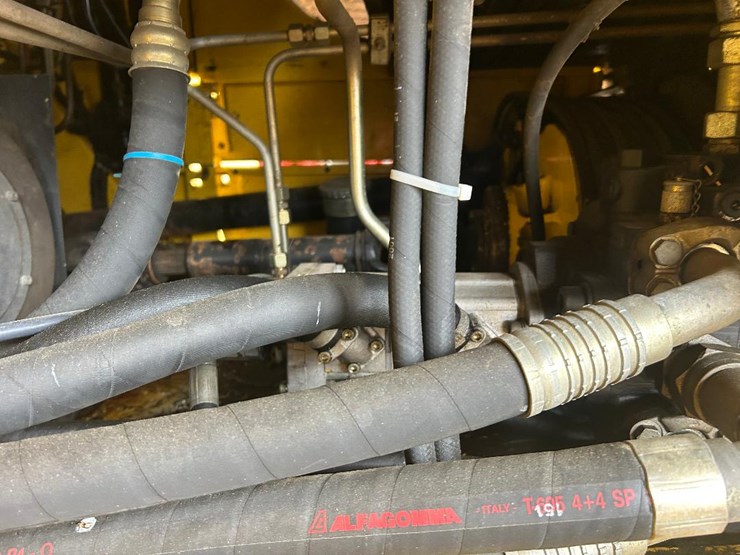 #7579-•-2003-new-holland-fx68-chopper-(snover)-image-6