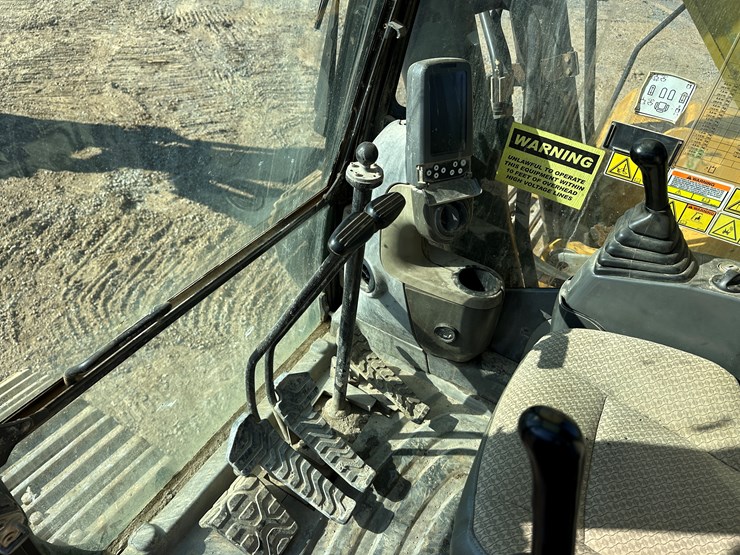 2011-caterpillar-336dl-image-51