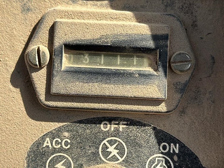 1998-deere-650g-image-11