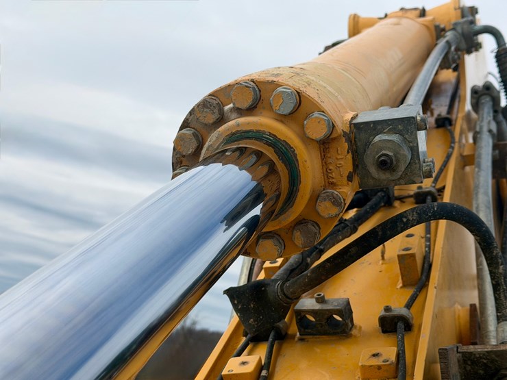 2008-liebherr-r914chdsl-litronic-image-23