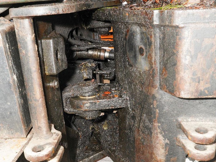 1994-timberjack-230-image-43