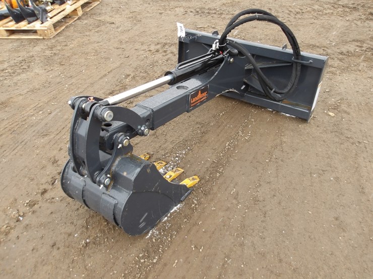 #7814-•-skid-steer-big-arm-backhoe-image-3