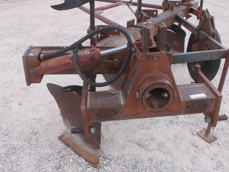 international-140-image-14